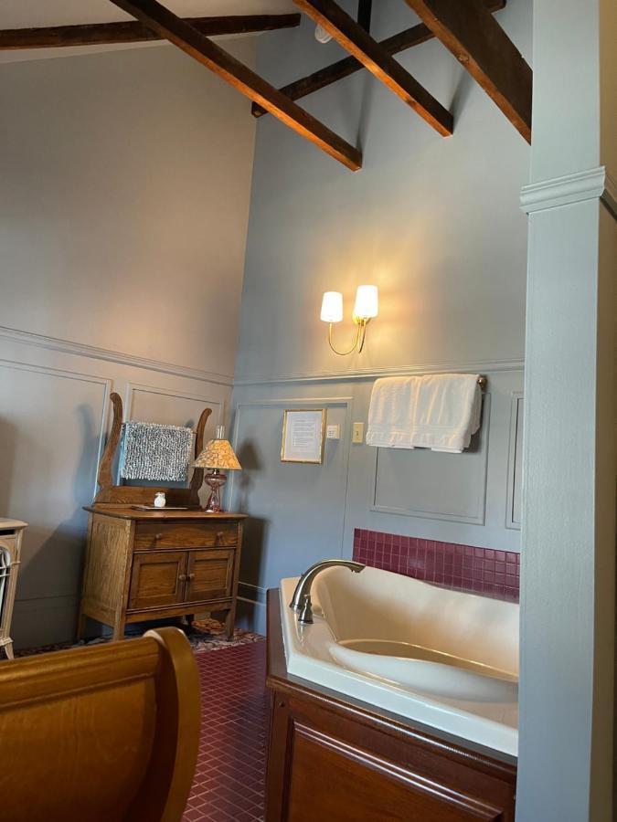 Carriage House Bed & Breakfast Winona Zewnętrze zdjęcie
