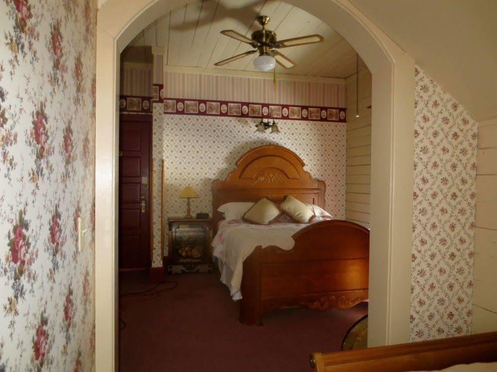 Carriage House Bed & Breakfast Winona Zewnętrze zdjęcie